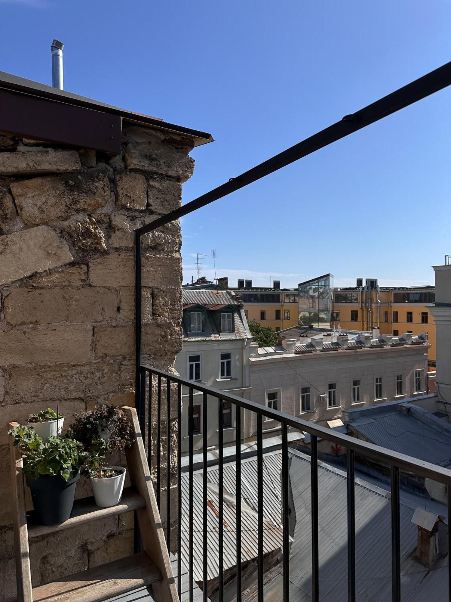 White Door Apartments Heart Of Odessa 1 Exterior photo